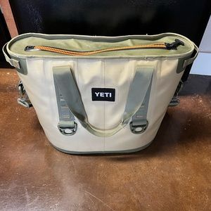 Original YETI Hopper 30